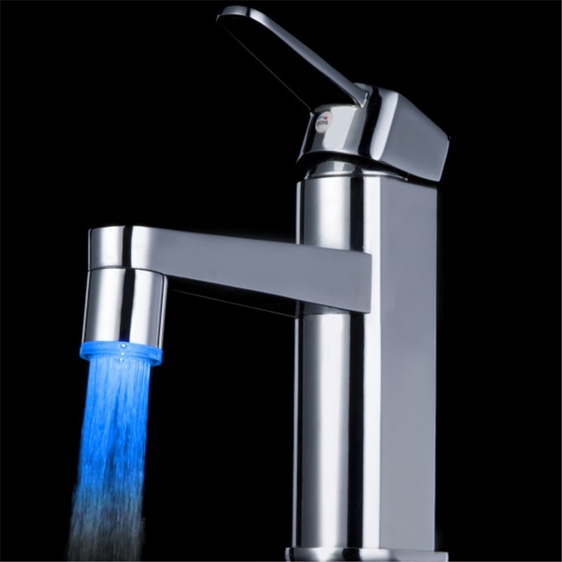 https://labonnetrouvaille.com/1703-large_default/embout-de-robinet-lumineux-a-led-3-couleurs-herzberg-hg-5033.jpg